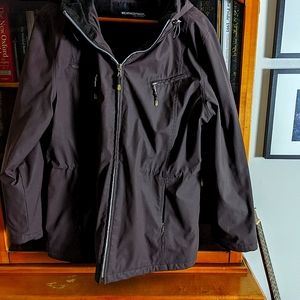 Brown weatherproof garment company lined jacket.